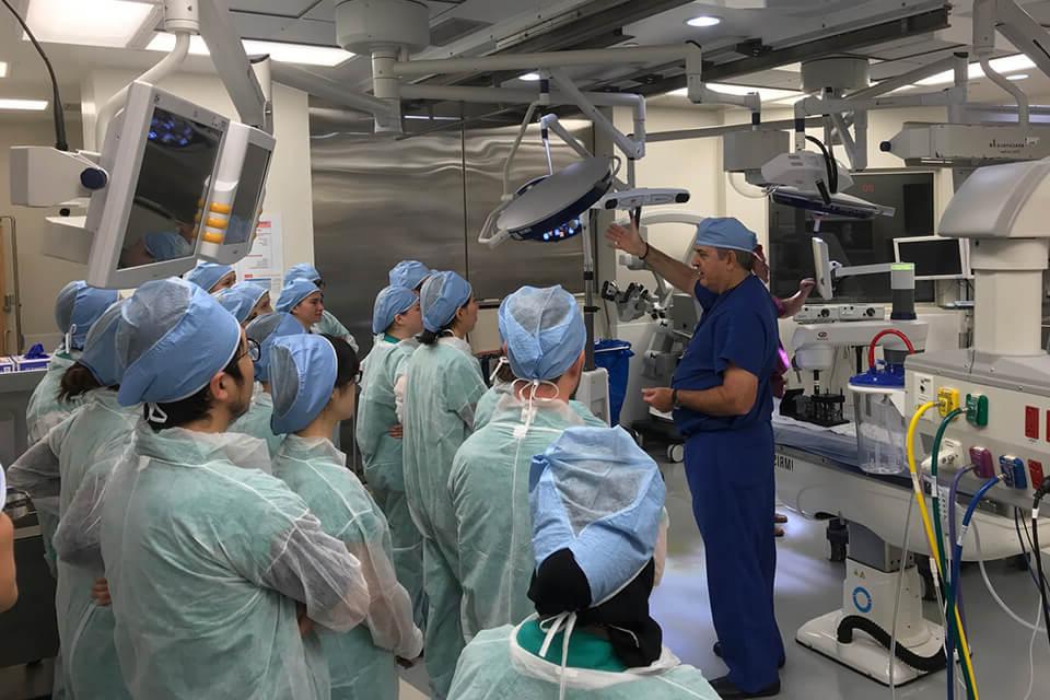 Group learning in the OR for image-guided robot-assisted spine surgery.